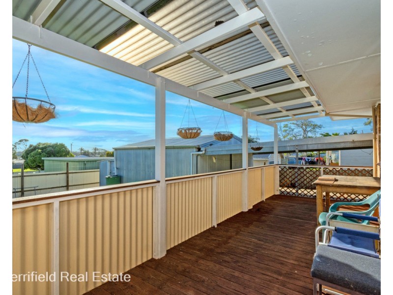 58 Minor Road, Orana WA 6330