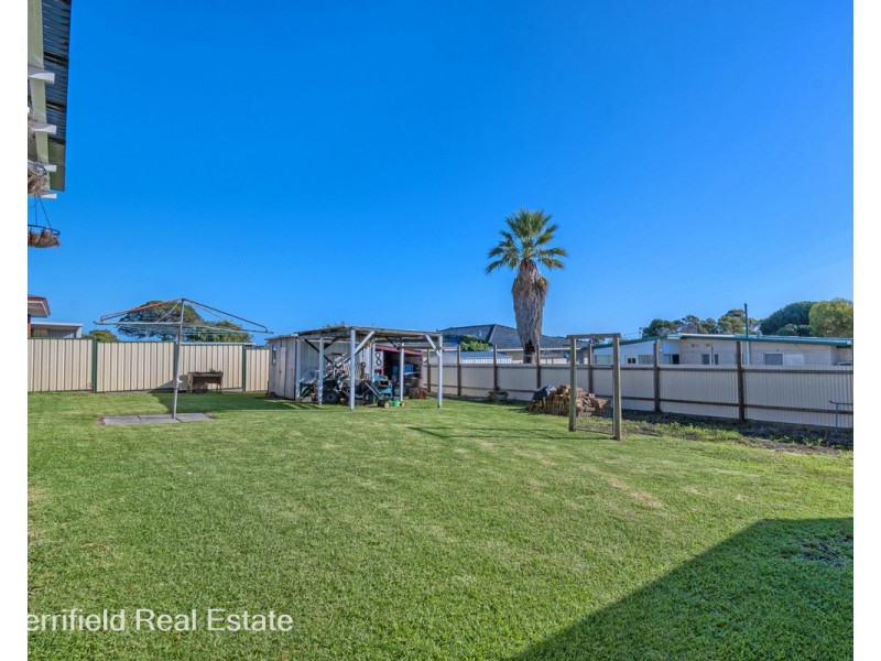 58 Minor Road, Orana WA 6330