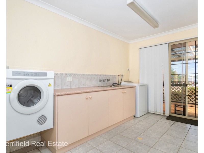 28 Trimmer Road, Spencer Park WA 6330