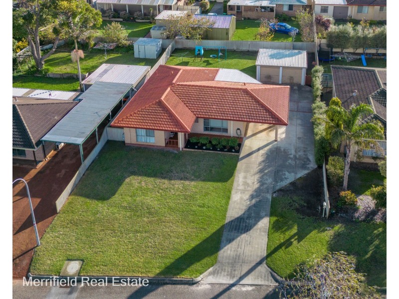 5 Sierra Crescent, Orana WA 6330