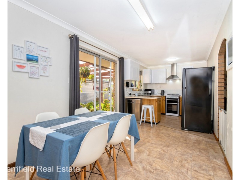 5 Sierra Crescent, Orana WA 6330