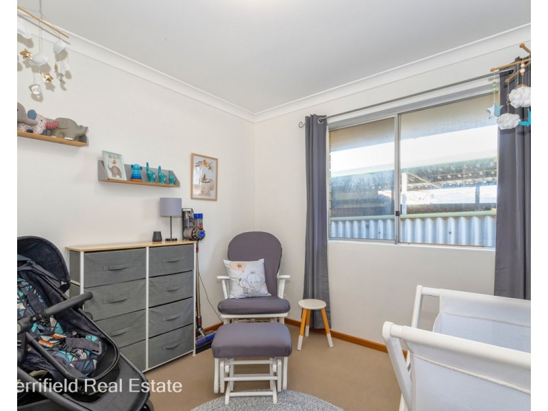 5 Sierra Crescent, Orana WA 6330