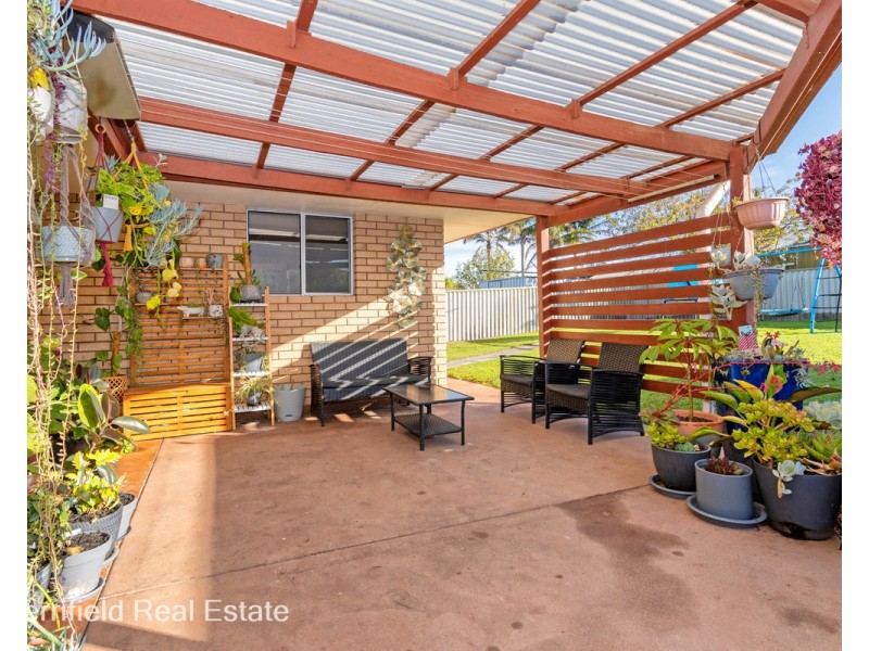 5 Sierra Crescent, Orana WA 6330