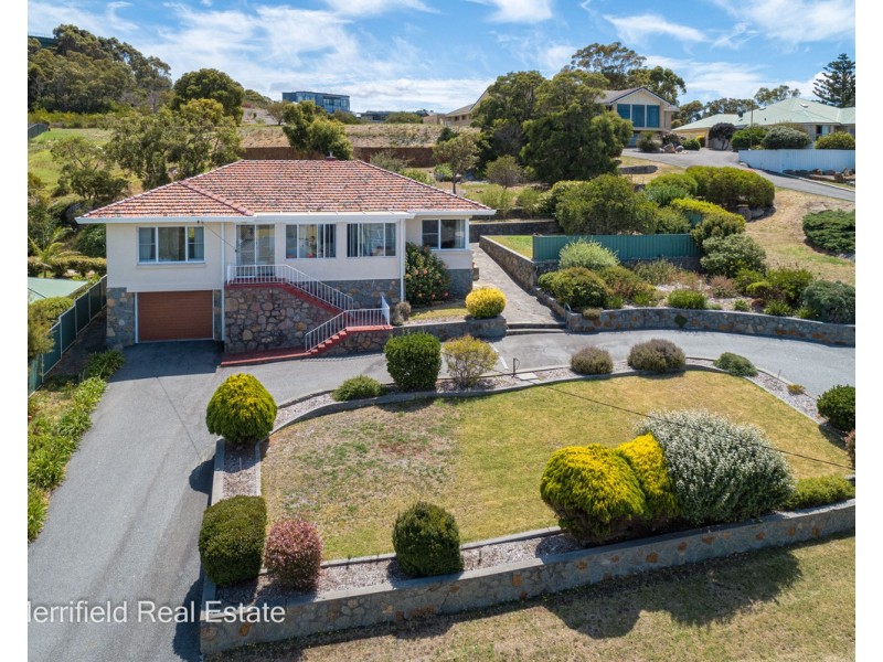 18 Cliff Street, Albany WA 6330