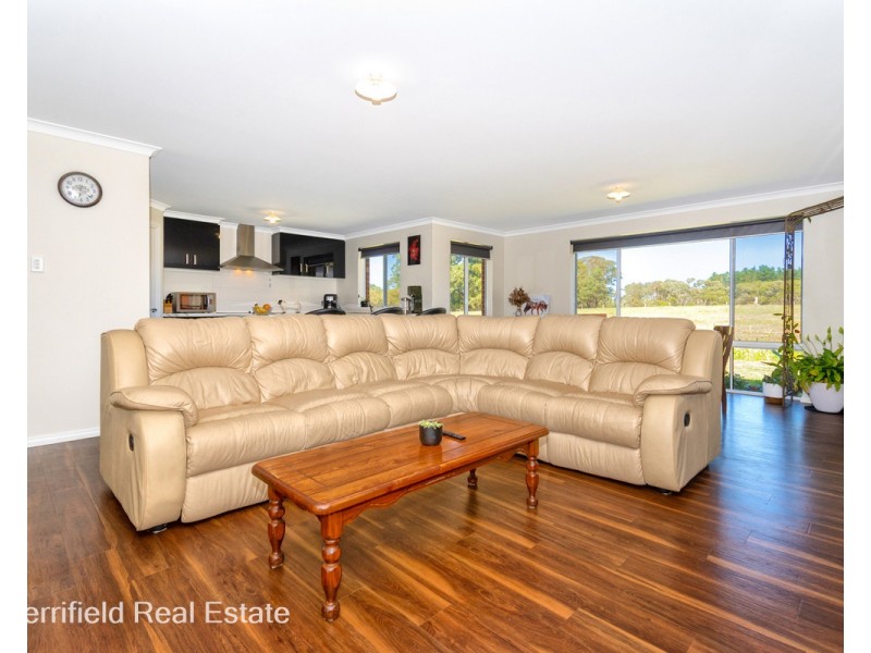 427 Lower Denmark Road, Robinson WA 6330