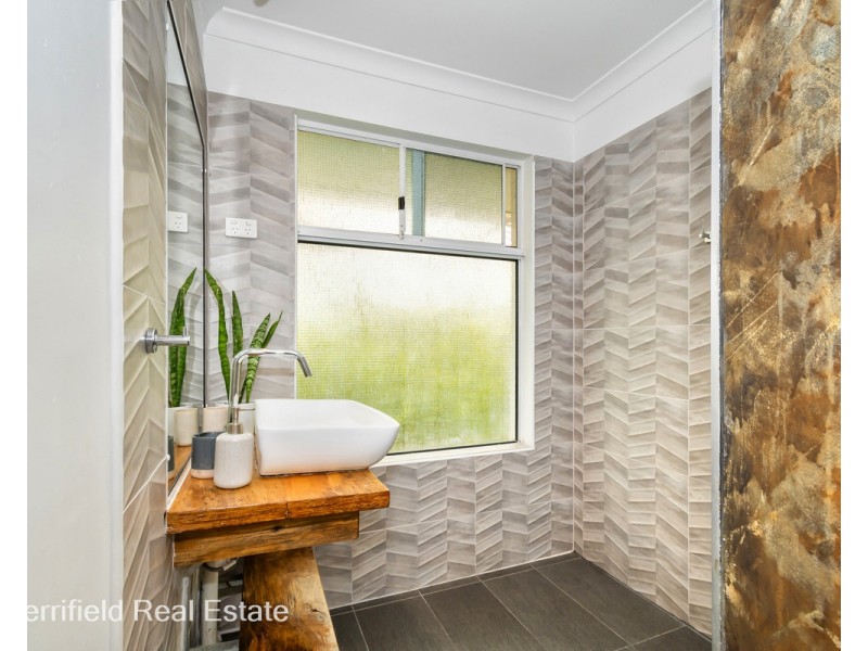 22 Target Road, Yakamia WA 6330