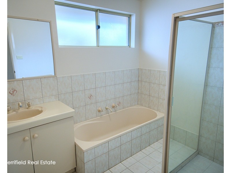 13 Park Road, Spencer Park WA 6330