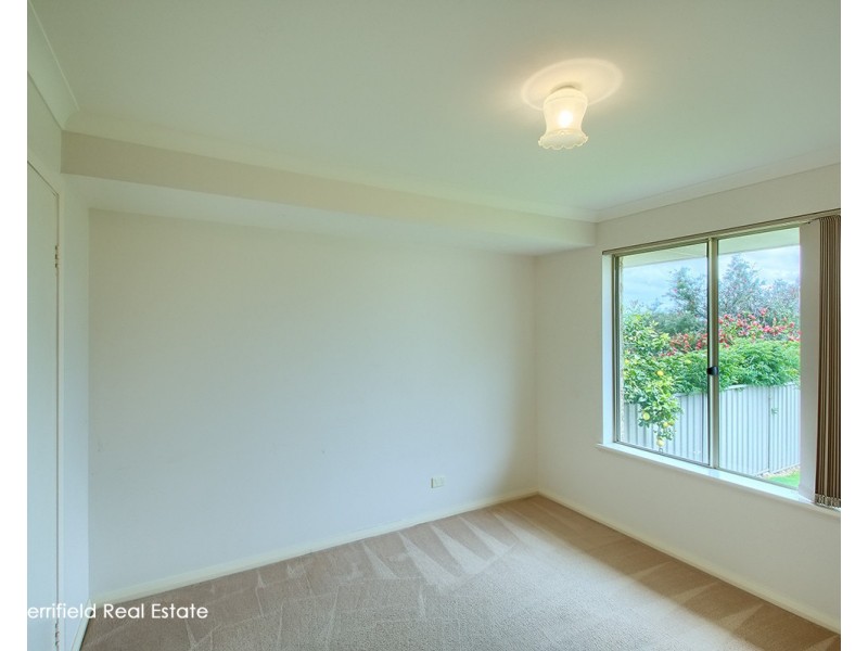 13 Park Road, Spencer Park WA 6330