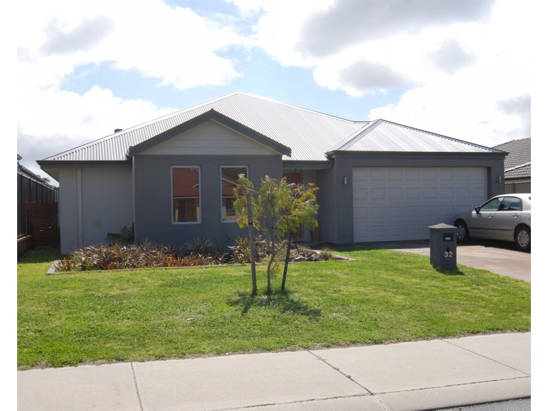 32 Waters Road, Bayonet Head WA 6330