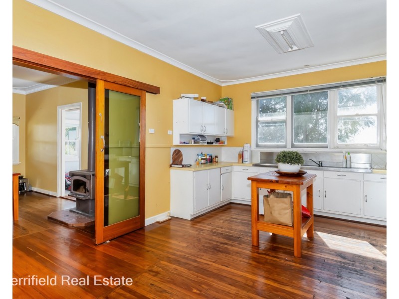 10 Ashwell Street, Mount Melville WA 6330