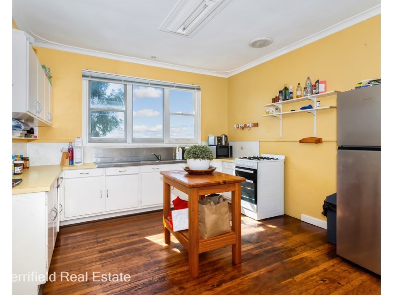 10 Ashwell Street, Mount Melville WA 6330