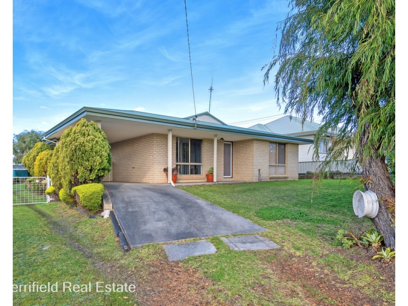 26 Lurline Street, Orana WA 6330