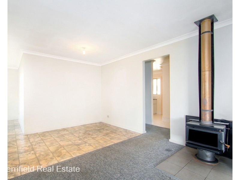 26 Lurline Street, Orana WA 6330