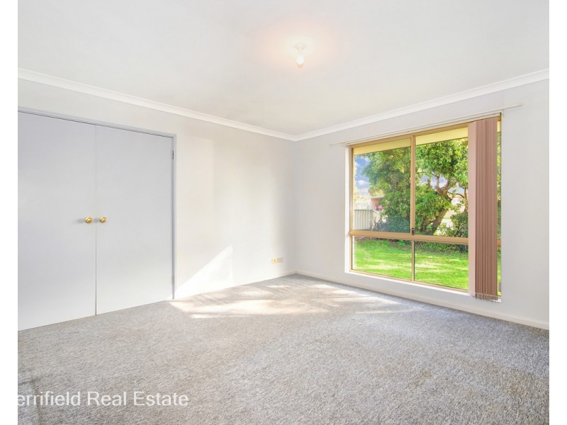 26 Lurline Street, Orana WA 6330