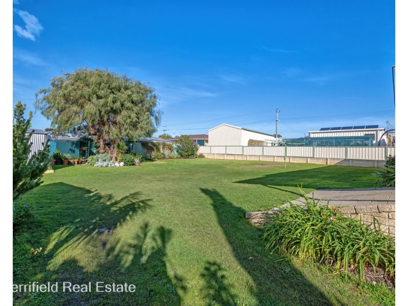 26 Lurline Street, Orana WA 6330