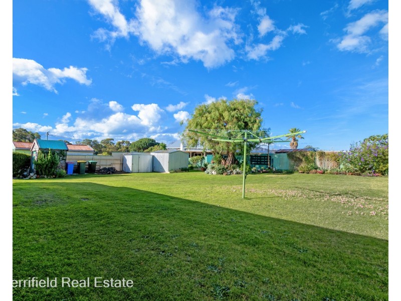 26 Lurline Street, Orana WA 6330