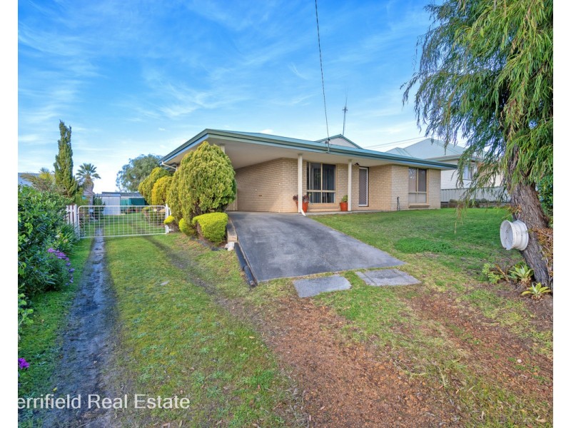 26 Lurline Street, Orana WA 6330
