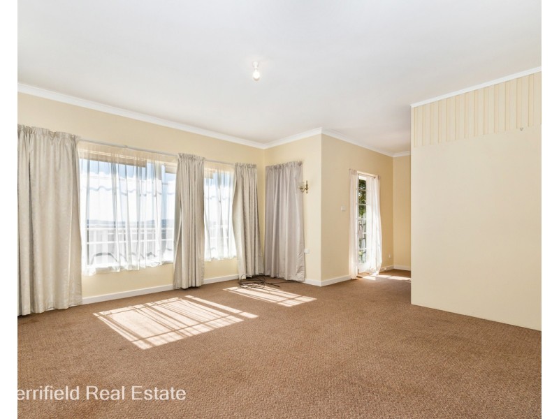 3 Burt Street, Mount Clarence WA 6330