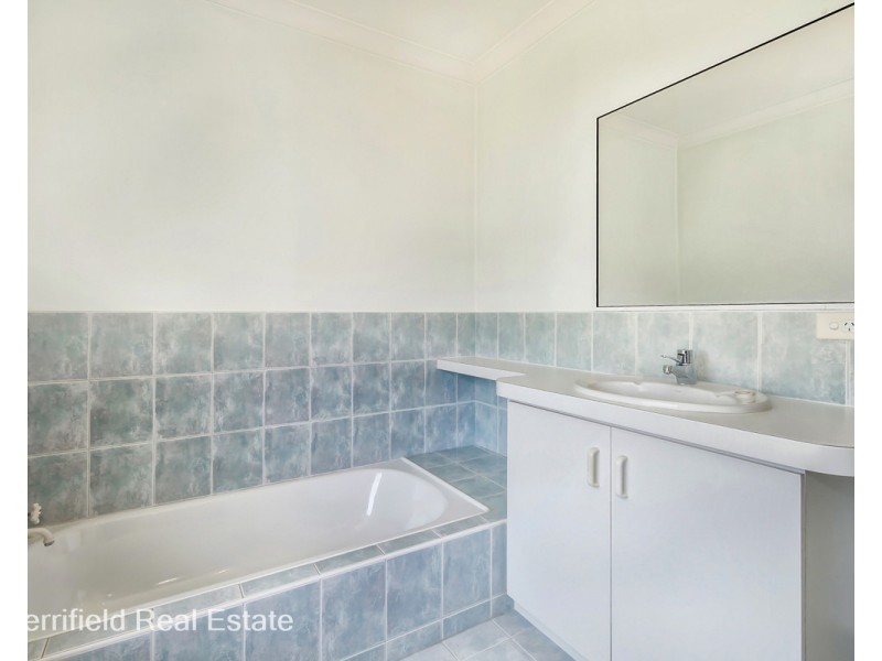 4 Susan Court, Yakamia WA 6330