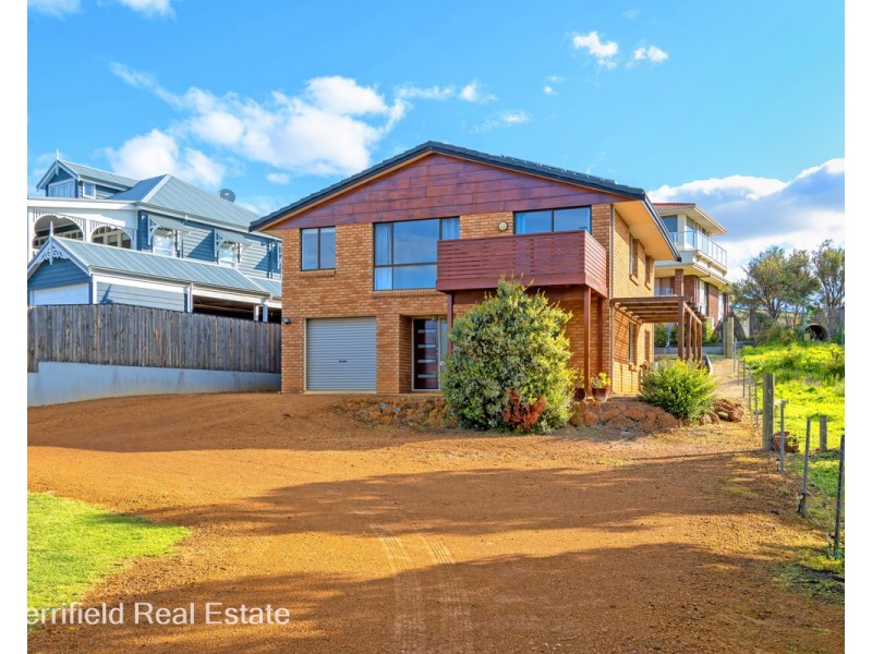 22 St Georges Crescent, Goode Beach WA 6330