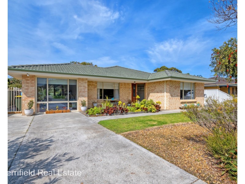 32 Ardross Crescent, Collingwood Park WA 6330