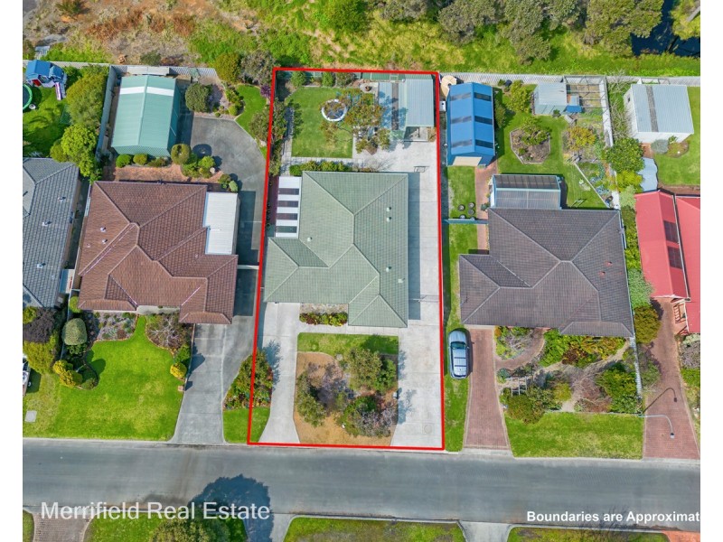 32 Ardross Crescent, Collingwood Park WA 6330