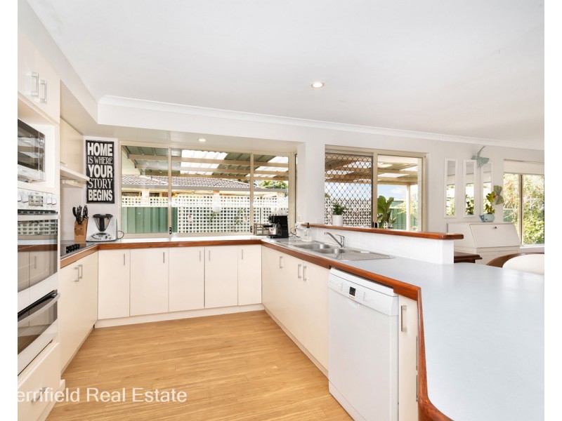 32 Ardross Crescent, Collingwood Park WA 6330