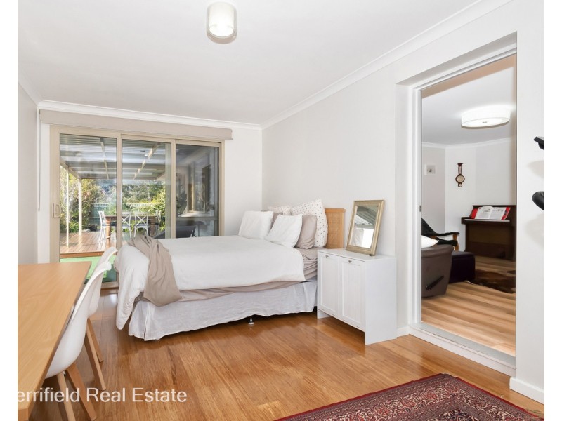 32 Ardross Crescent, Collingwood Park WA 6330