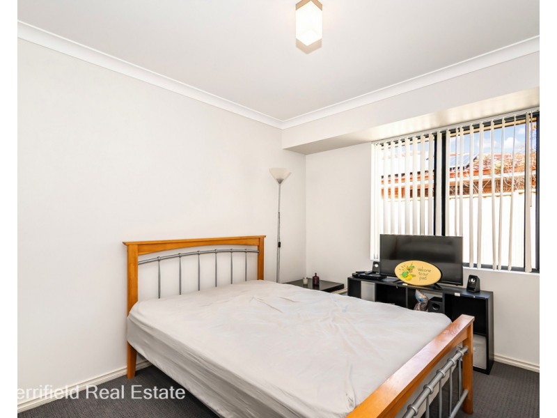 4 Julia Lane, Yakamia WA 6330