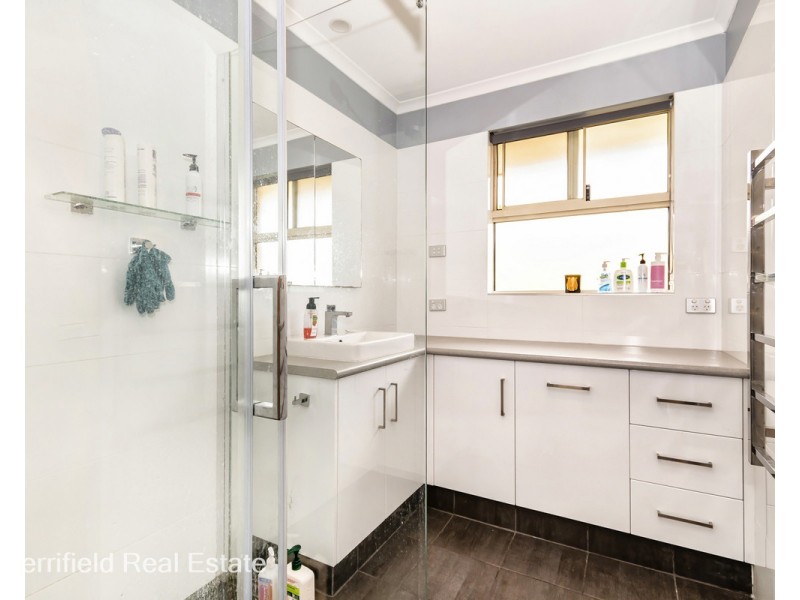 1/45 Premier Circle, Spencer Park WA 6330