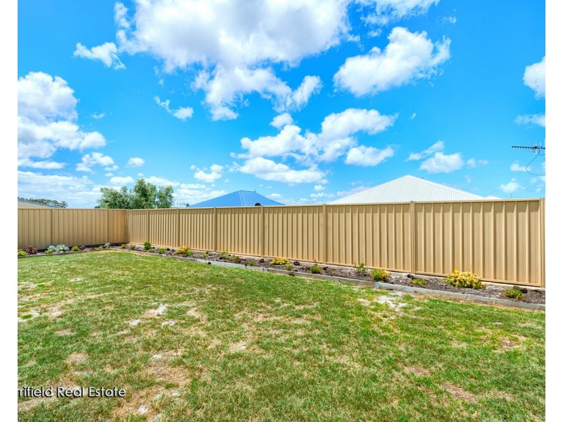 10 Galle Street, Yakamia WA 6330