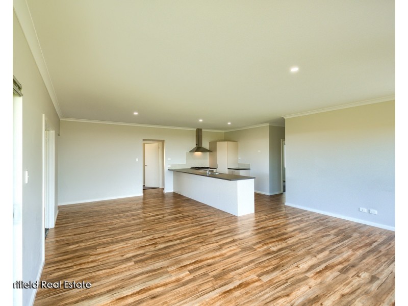 10 Galle Street, Yakamia WA 6330