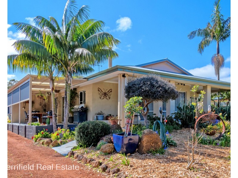 12 Scaddan Street, Redmond WA 6327