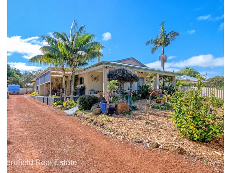 12 Scaddan Street, Redmond WA 6327