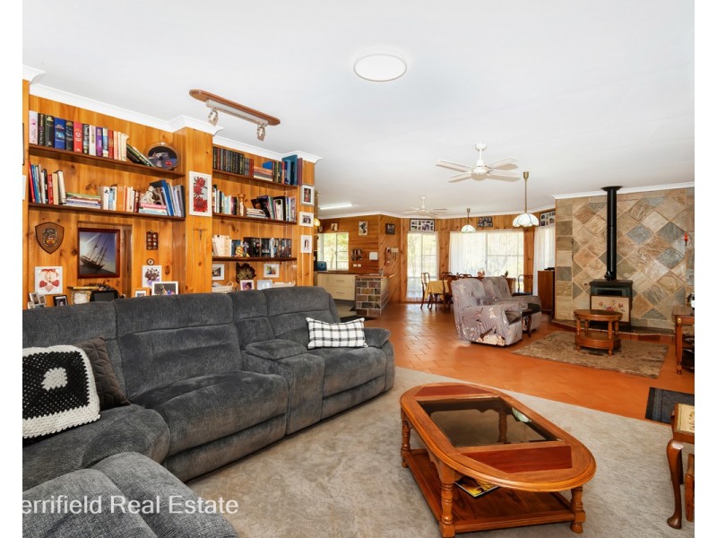 12 Scaddan Street, Redmond WA 6327