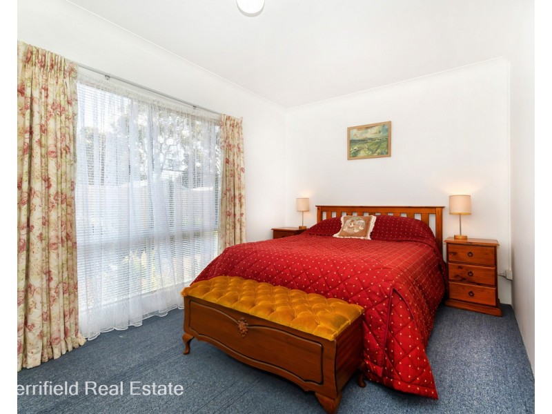 12 Scaddan Street, Redmond WA 6327