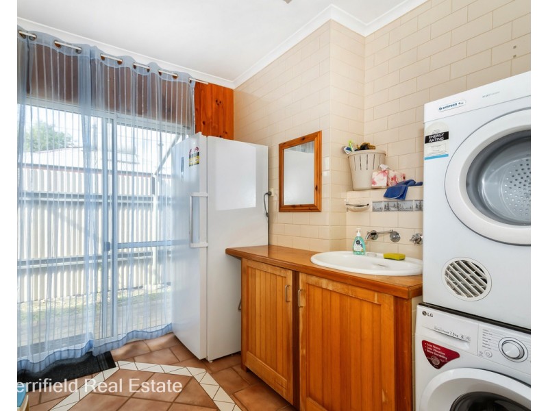 12 Scaddan Street, Redmond WA 6327