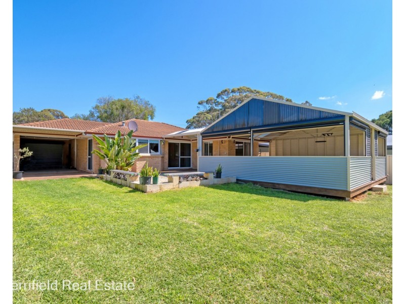 205 Bay View Drive, Little Grove WA 6330