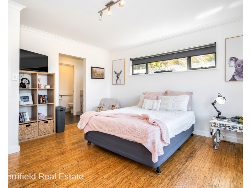 5 Anzac Road, Mira Mar WA 6330