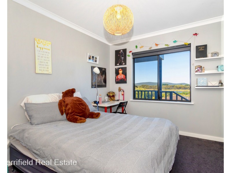 5 Anzac Road, Mira Mar WA 6330