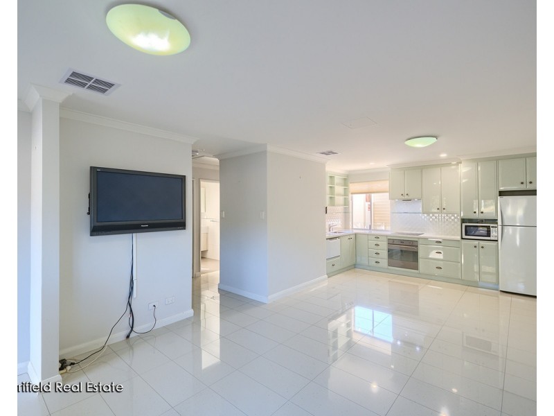 2/5 Barnett Street, Middleton Beach WA 6330