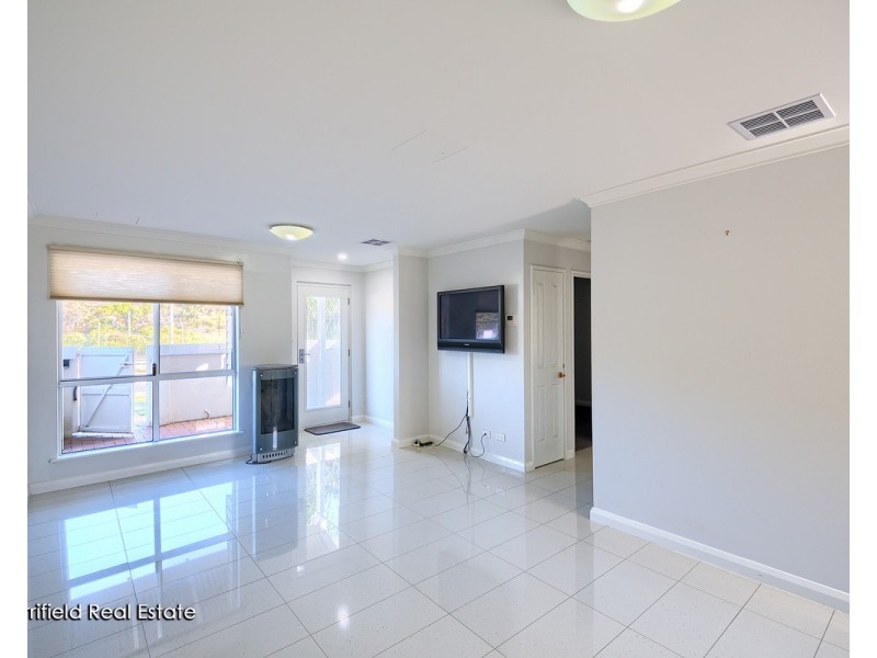 2/5 Barnett Street, Middleton Beach WA 6330