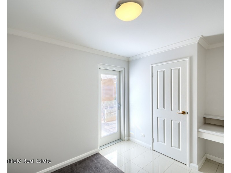 2/5 Barnett Street, Middleton Beach WA 6330