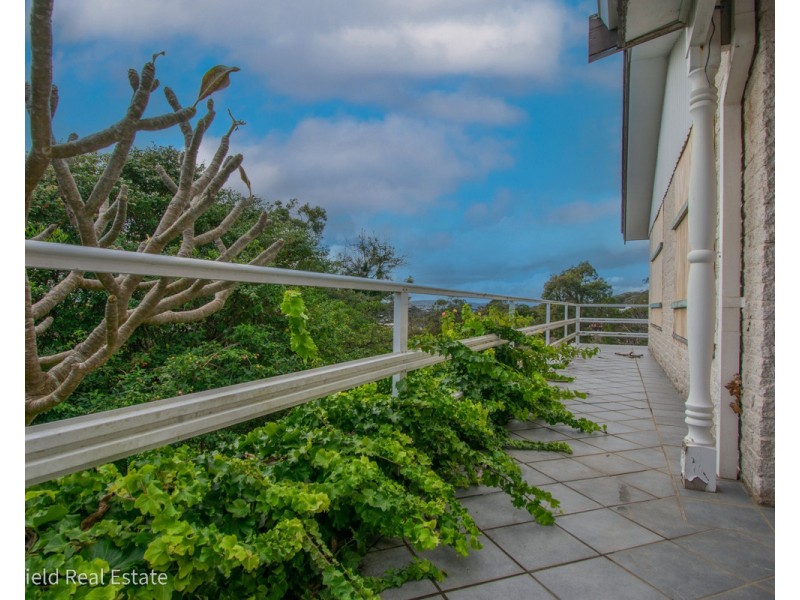 25 Munster Avenue, Mount Clarence WA 6330