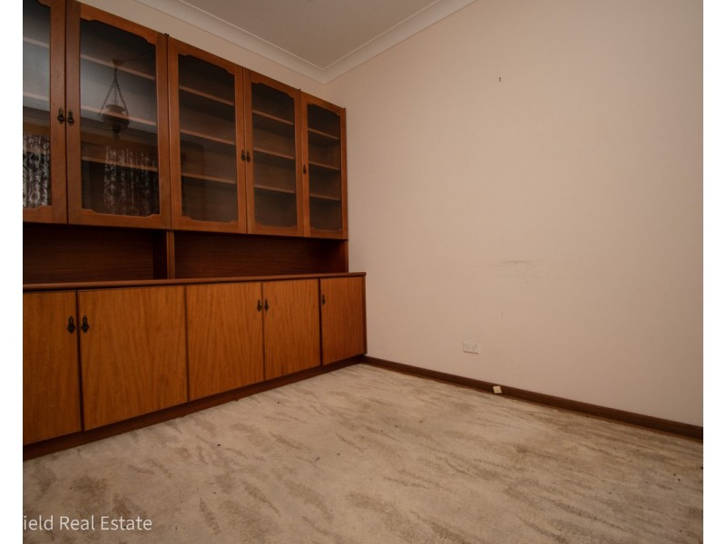 25 Munster Avenue, Mount Clarence WA 6330