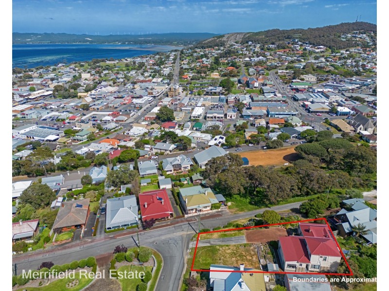 18 Finlay Street, Albany WA 6330