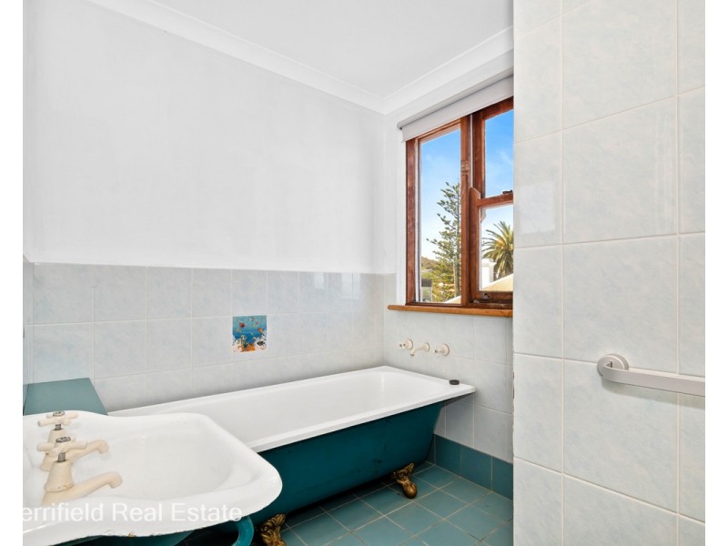 18 Finlay Street, Albany WA 6330