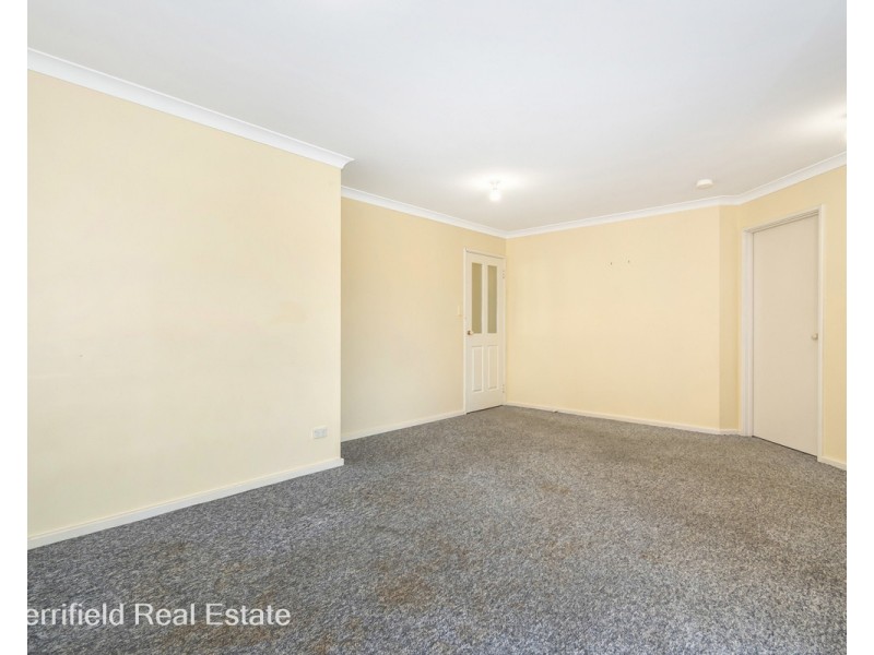 44 McGonnell Road, Orana WA 6330