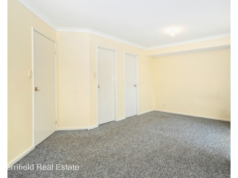 44 McGonnell Road, Orana WA 6330