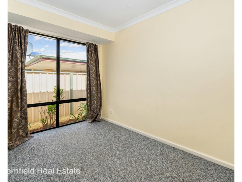 44 McGonnell Road, Orana WA 6330